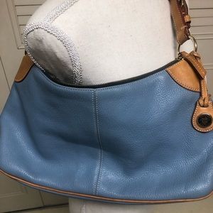 Vintage pebbled leather dooney and Bourke